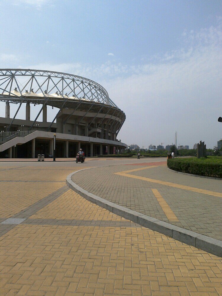 烟台体育公园景区介绍