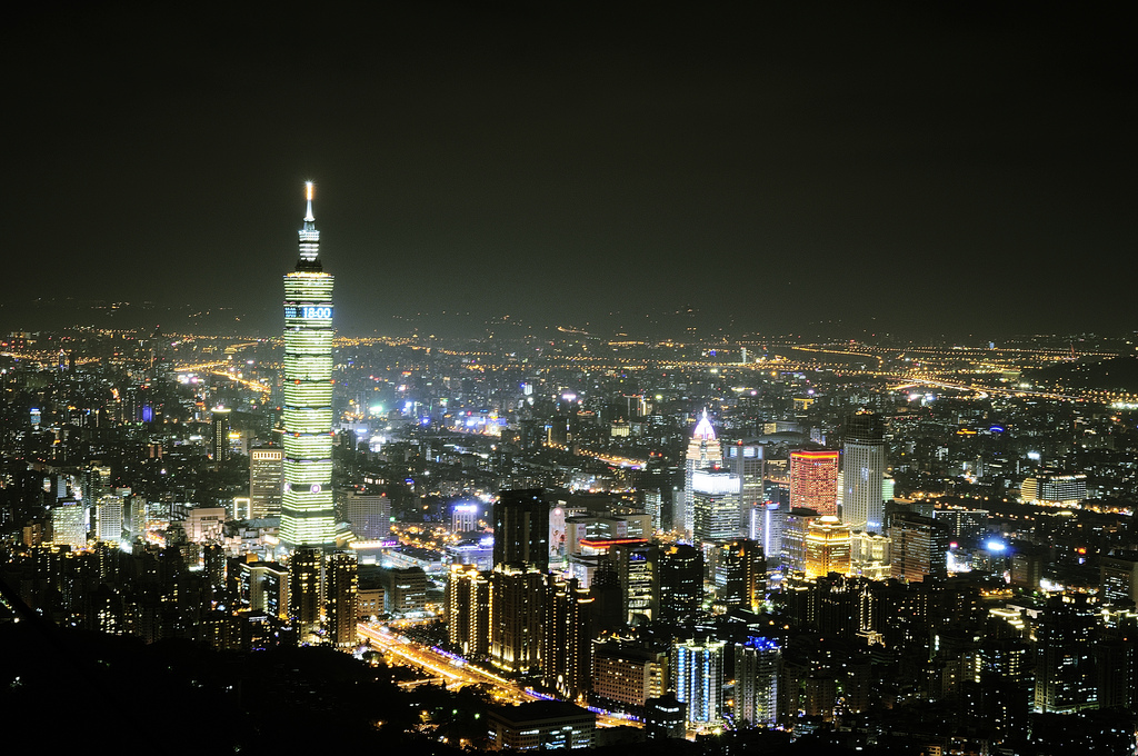 2014-new-year-taipei-101-fireworks