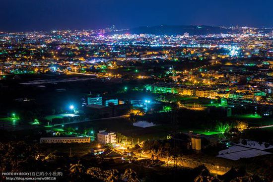 田園中的萬家燈火 來花蓮看不一樣的夜景