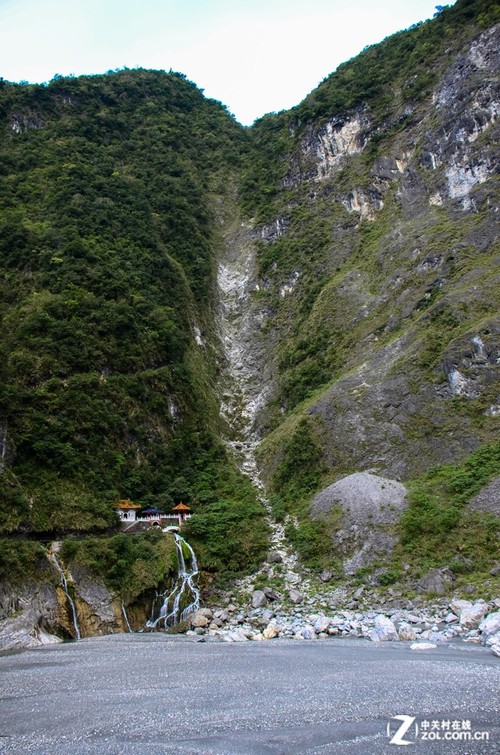 大C游世界 駕車游台灣最美景區太魯閣 