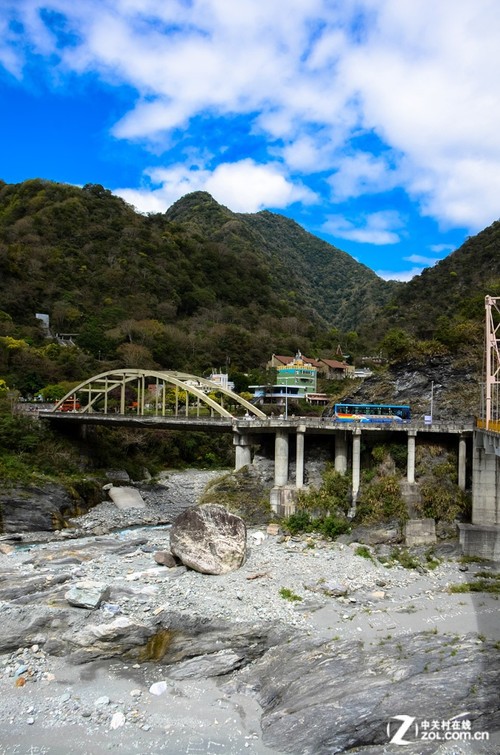 大C游世界 駕車游台灣最美景區太魯閣 