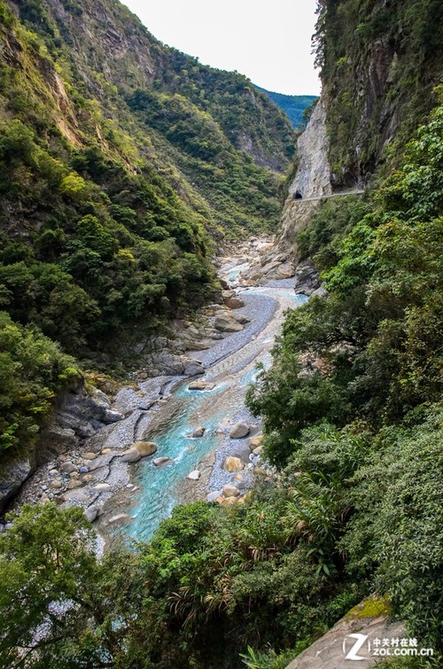 大C游世界 駕車游台灣最美景區太魯閣 