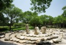 高雄捷運“高雄都會公園站”周邊玩什麼？散步全台第二大公園 必吃巷弄臭豆腐、爆汁蒸餃