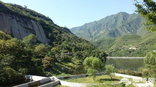 房山金陵遺址貓耳山十字寺休閒爬[牆根網]